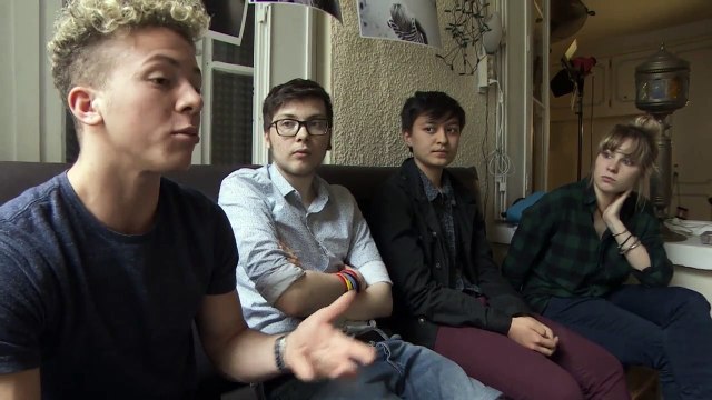 Devenir il ou elle EXTRAIT Parcours