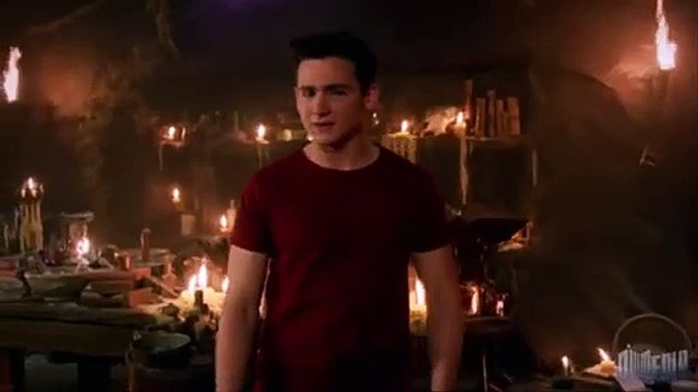 Sorciers VS Aliens - saison 1 Bande-annonce VO