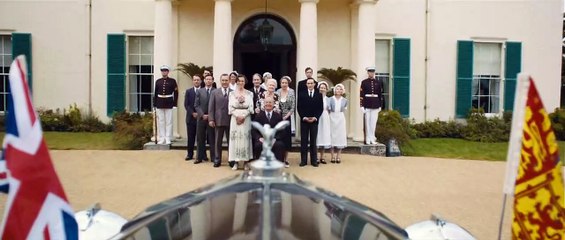 Week-end Royal Bande-annonce VF