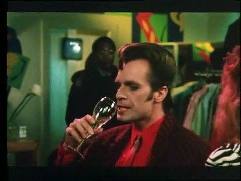 Wanda's Cafe Bande-annonce VO