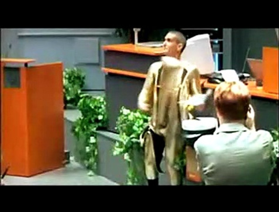 The Yes Men Extrait vidéo (2) VO