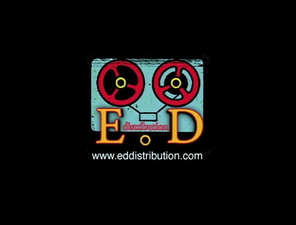 Des trous dans la tête Bande-annonce VO