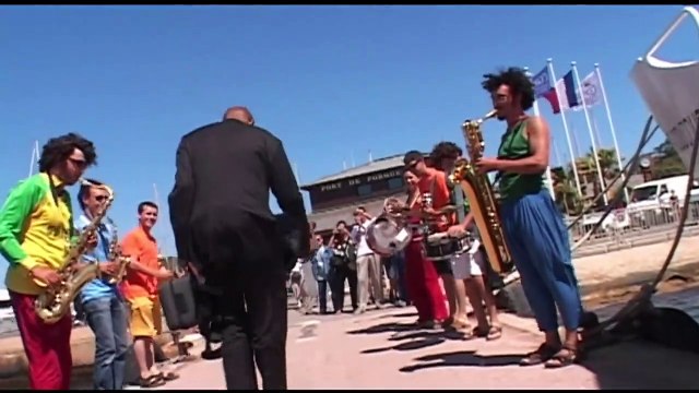 Changer le monde Bande-annonce VF