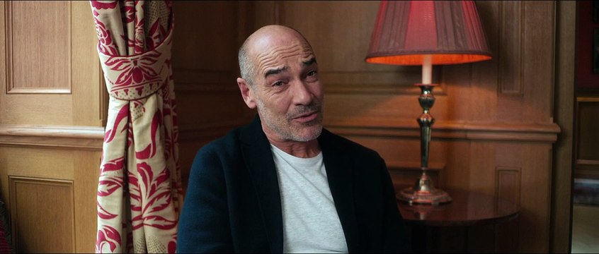 Garçon Chiffon Bande-annonce VF