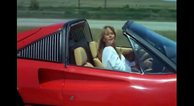 Bonjour les vacances Bande-annonce VO