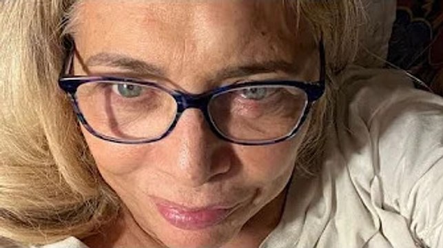 Mara Venier senza voce poco prima dell'inizio del suo programma: Non so come farò Brutto imprevist