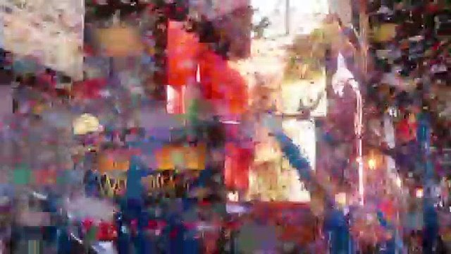 Happy New Year Bande-annonce (2) VO