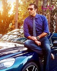 ليالينا ترند-باسم ياخور يزيلُ مكياجَ زوجتِه بالقوةِ ليكتشفَ إن كانَ جمالُها حقيقيًّا