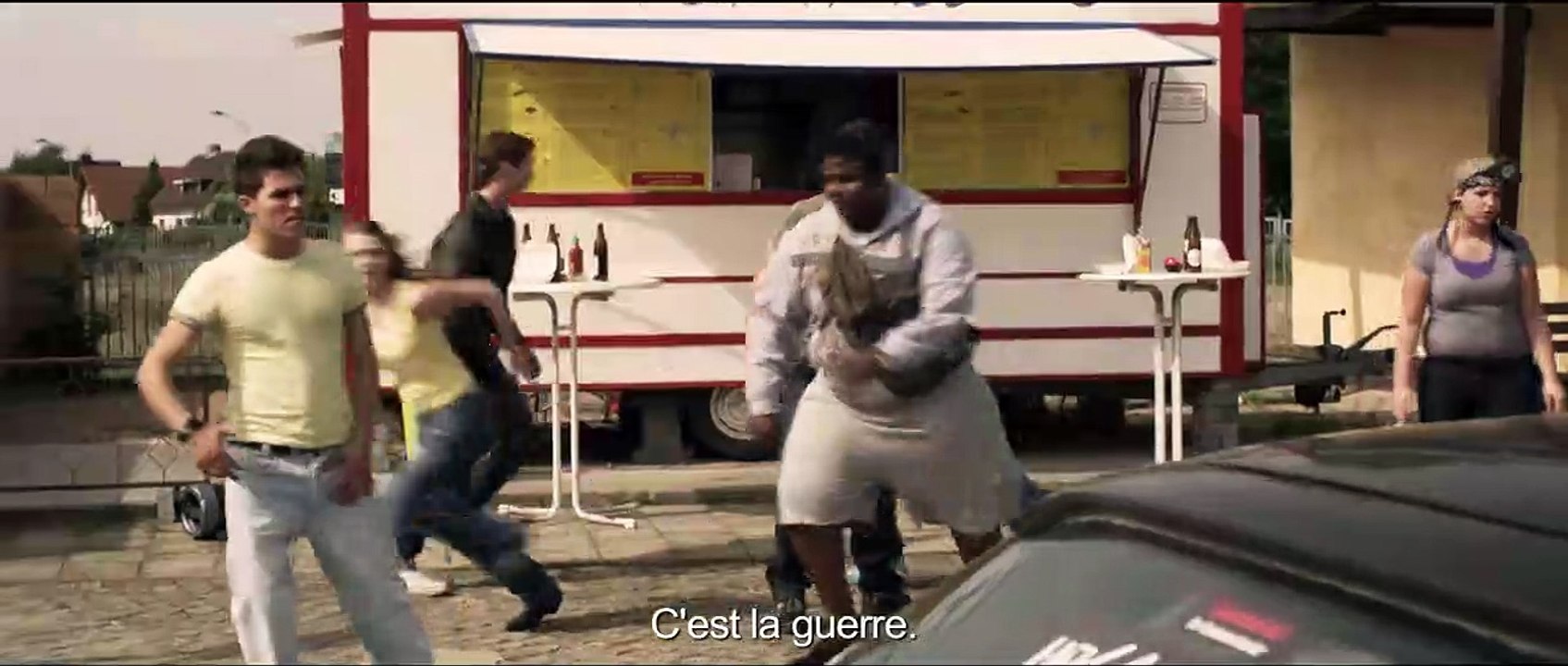 Guerrière Bande-annonce VO