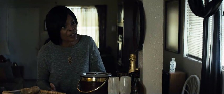 N.W.A - Straight Outta Compton - EXTRAIT VF Discussion entre Dre et sa mère