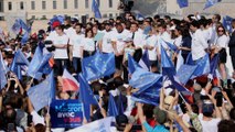 «Les Français ne sont pas stupides» : à Marseille, des soutiens de Macron confiants avant le second tour