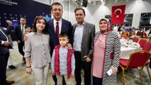 İmamoğlu, iftarını Halk Ekmek çalışanlarıyla yaptı