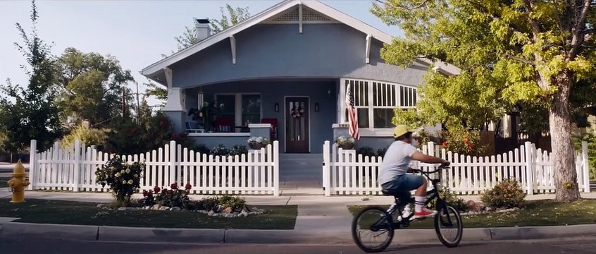 Barb & Star Go to Vista Del Mar Bande-annonce VO