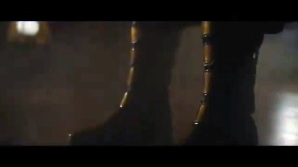 Shazam! Fury of the Gods CLIP VO "Le nouveau costume"