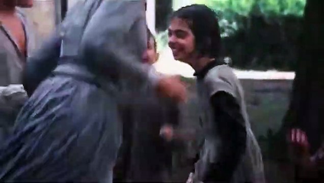 Maria Montessori - Une vie au service des enfants EXTRAIT VF Sous la pluie