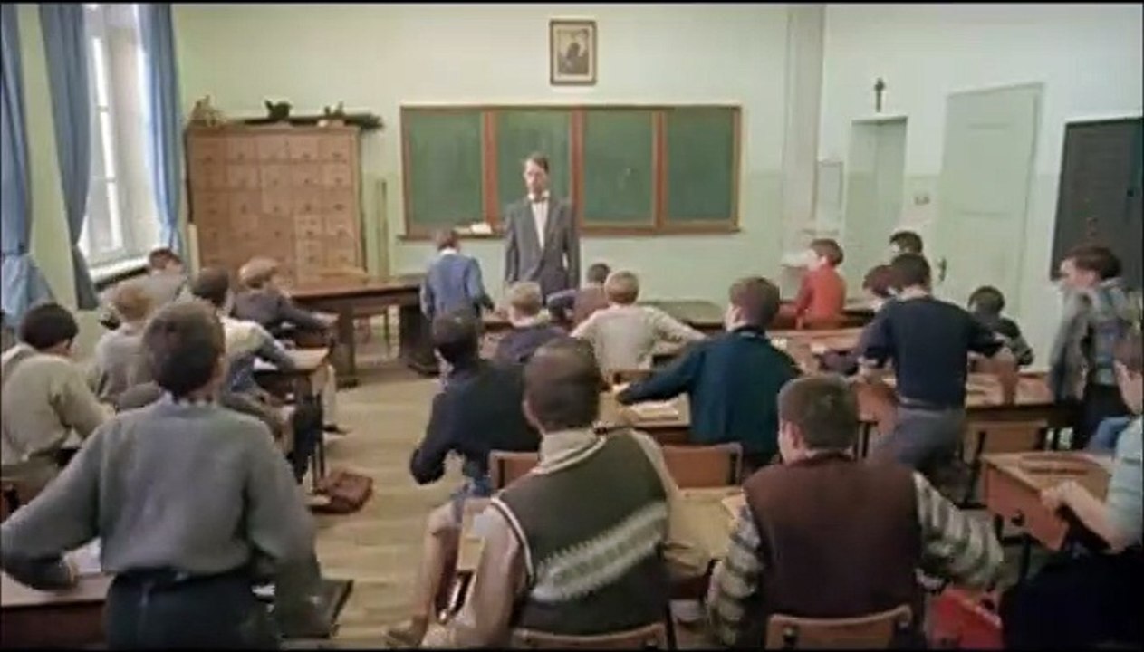 Petits secrets Bande-annonce VO