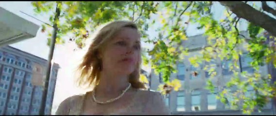 A la merveille Bande-annonce VO