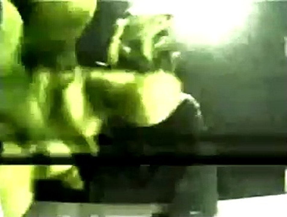 H2G2 : le guide du voyageur galactique Teaser (5) VF