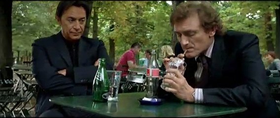 Le Coach Bande-annonce VF