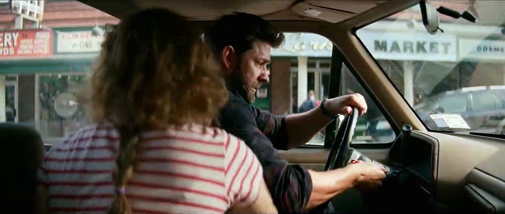 Sans un bruit 2 EXTRAIT VO "Fuite sous haute tension"