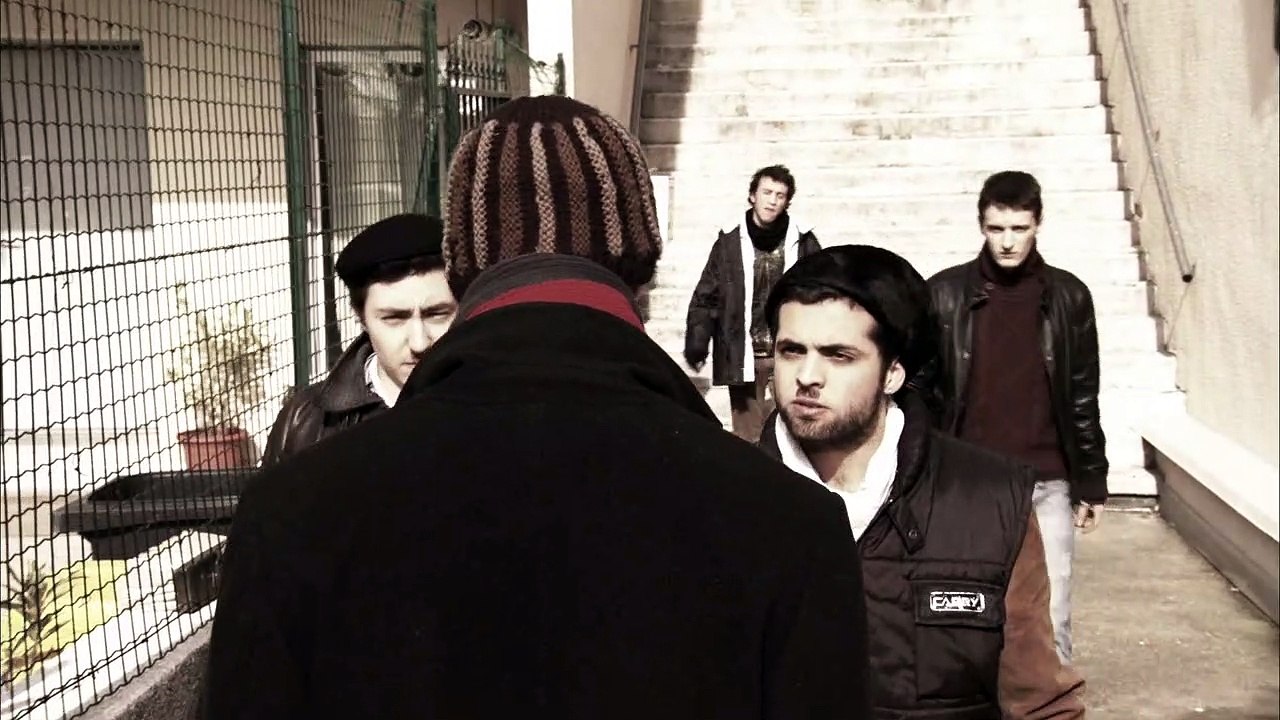 Le voile brûlé Bande-annonce VF