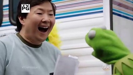 The Muppets - TEASER VO "Kermit est distrait"