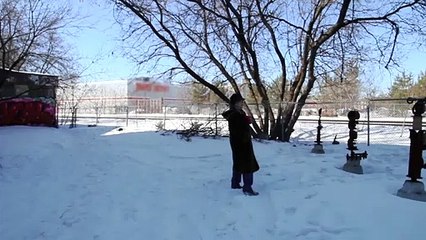 Autour de Maïr Bande-annonce VF