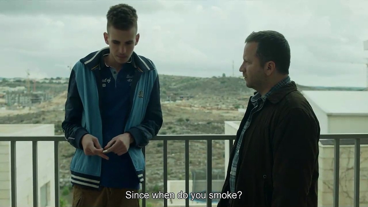 Beyond The Mountains and Hills - EXTRAIT VOST "Depuis quand est-ce que tu fumes ?"