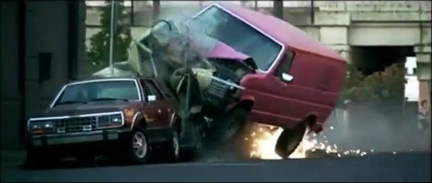 Fais-leur vivre l'enfer, Malone ! Bande-annonce VO