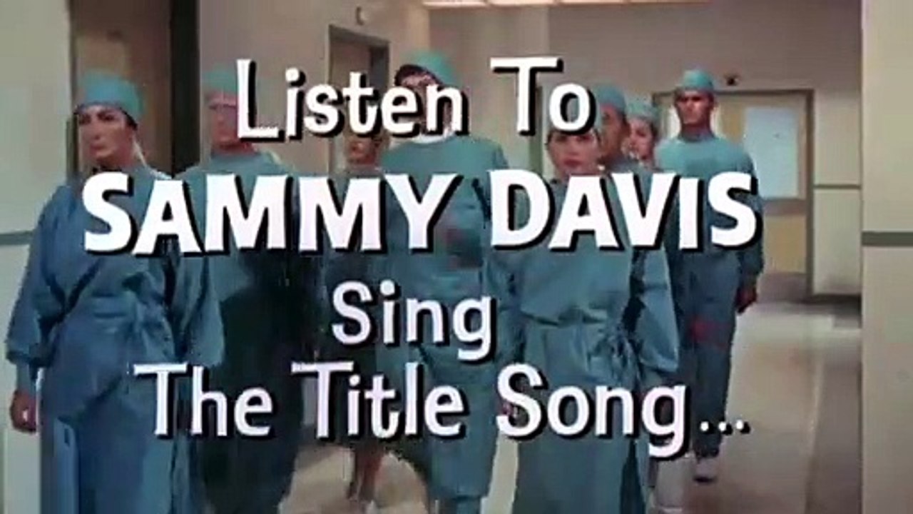 Jerry chez les Cinoques Bande-annonce VO