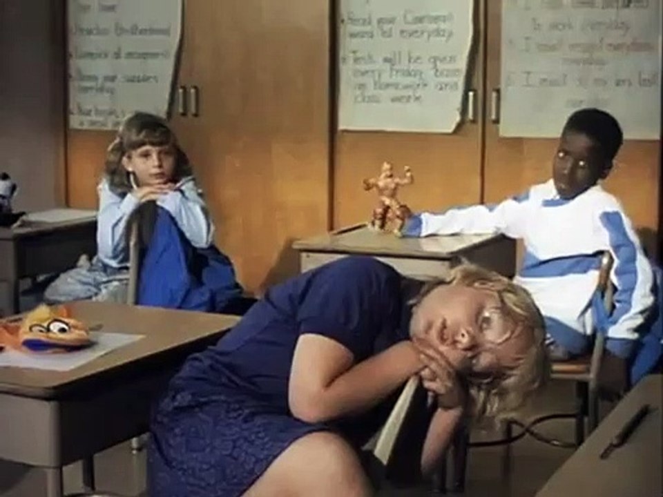 Le Petit homme (TV) Bande-annonce VO