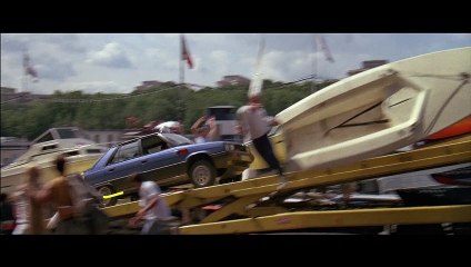 Les gaffes et erreurs de Dangereusement vôtre