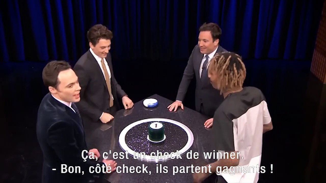 Miles Teller, Wiz Khalifa et Jim Parsons font un "Time's Up" chez Jimmy Fallon