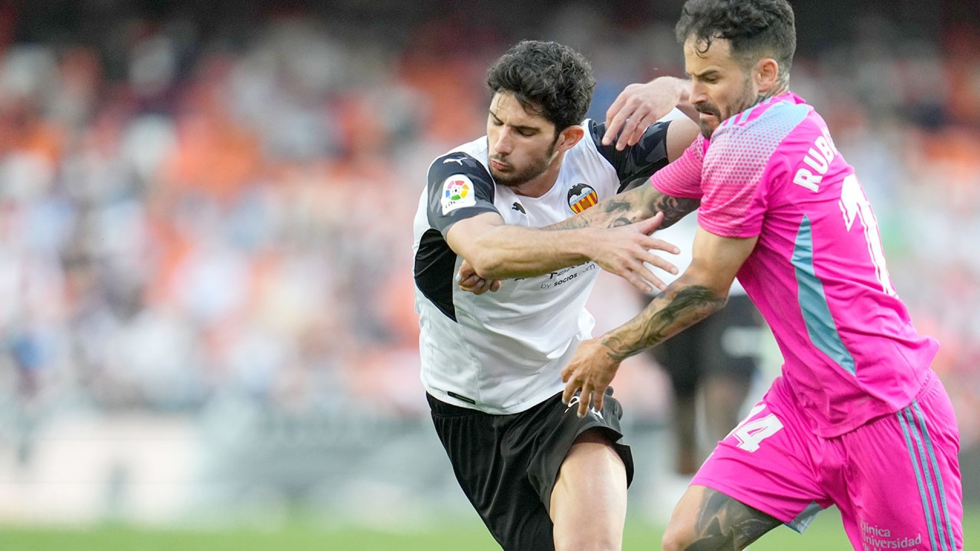 Valencia v Osasuna