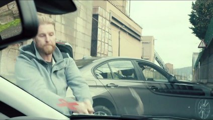 La Fille inconnue - EXTRAIT "Baisse ta vitre"