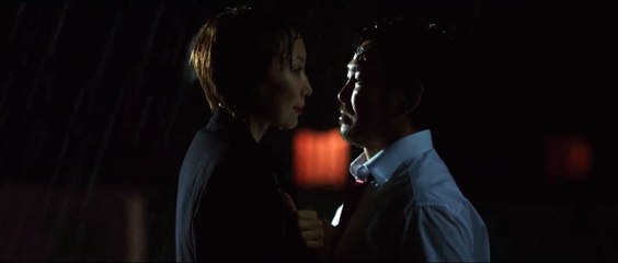 Premier amour EXTRAIT VO "Sous la pluie"