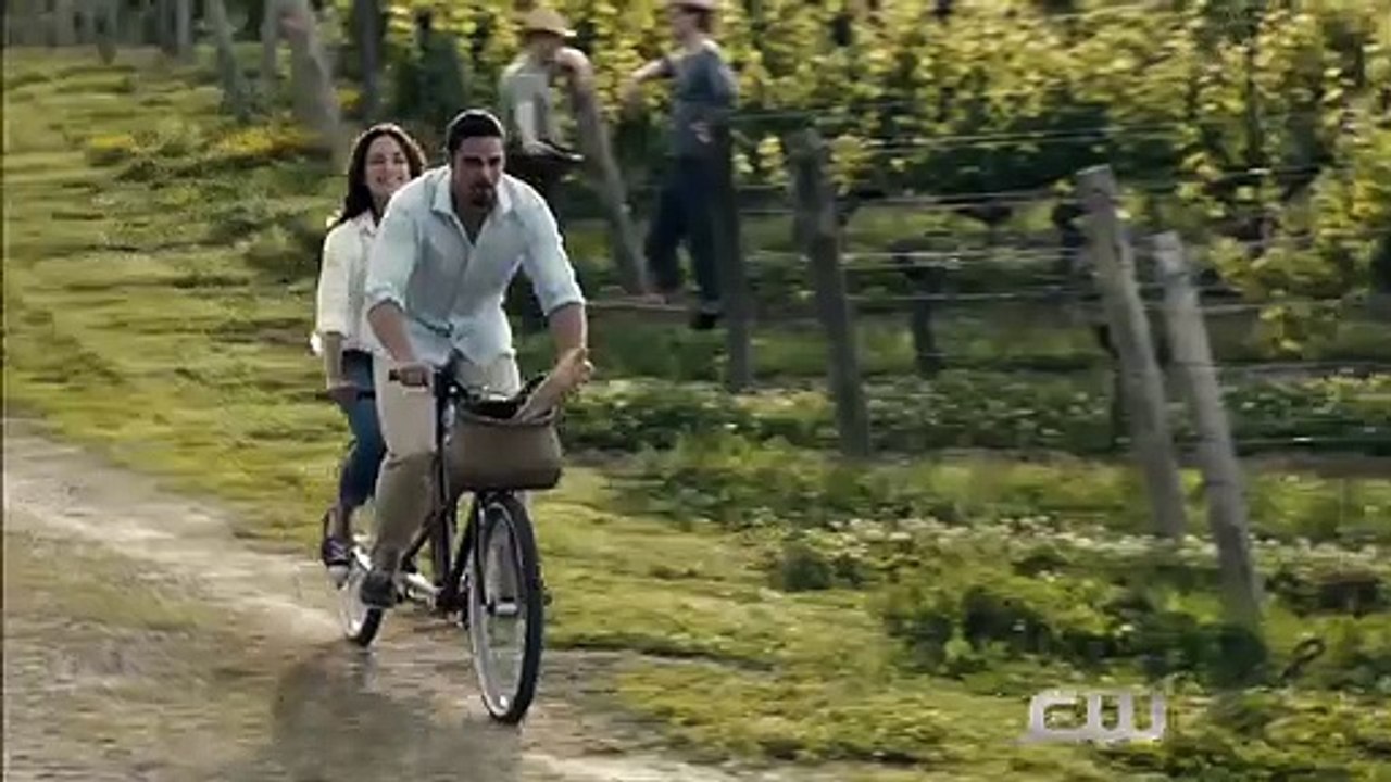 Beauty and The Beast (2012) - saison 4 Bande-annonce (2) VO