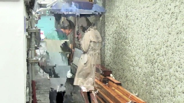 In Front of Your Face EXTRAIT VO La pluie