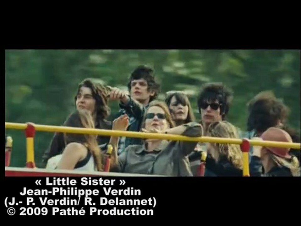 LOL (Laughing Out Loud) ® Vidéo clip VF