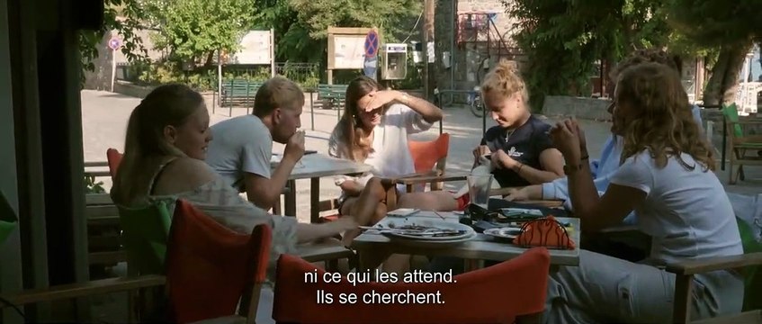 Bigger Than Us EXTRAIT VO L'énergie de la jeunesse