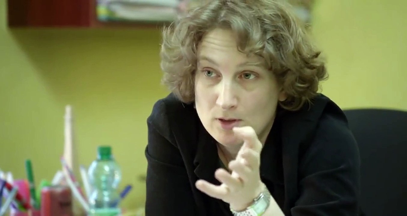 Terrain mineurs Bande-annonce VF