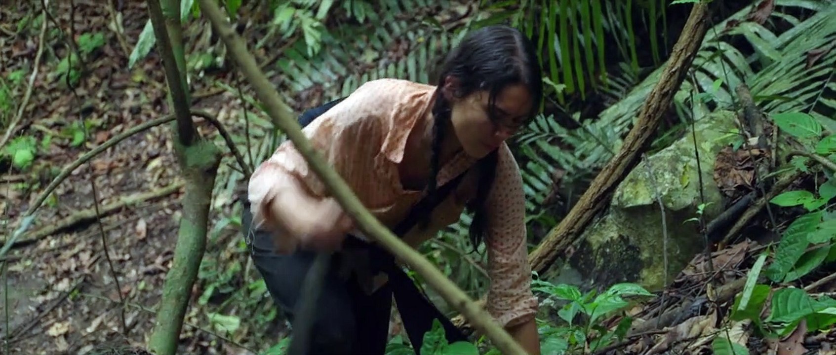 Ciel Rouge Extrait VF "Dans la forêt"