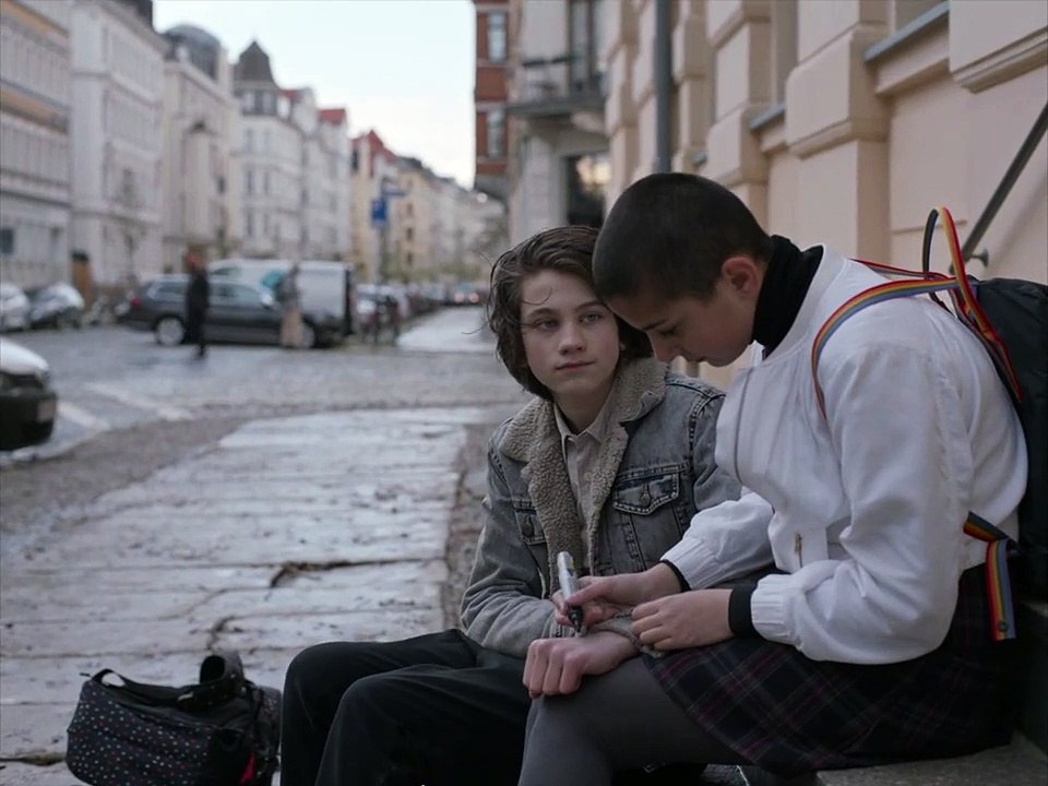 Evolution EXTRAIT VO "Jonas et Yasmin"