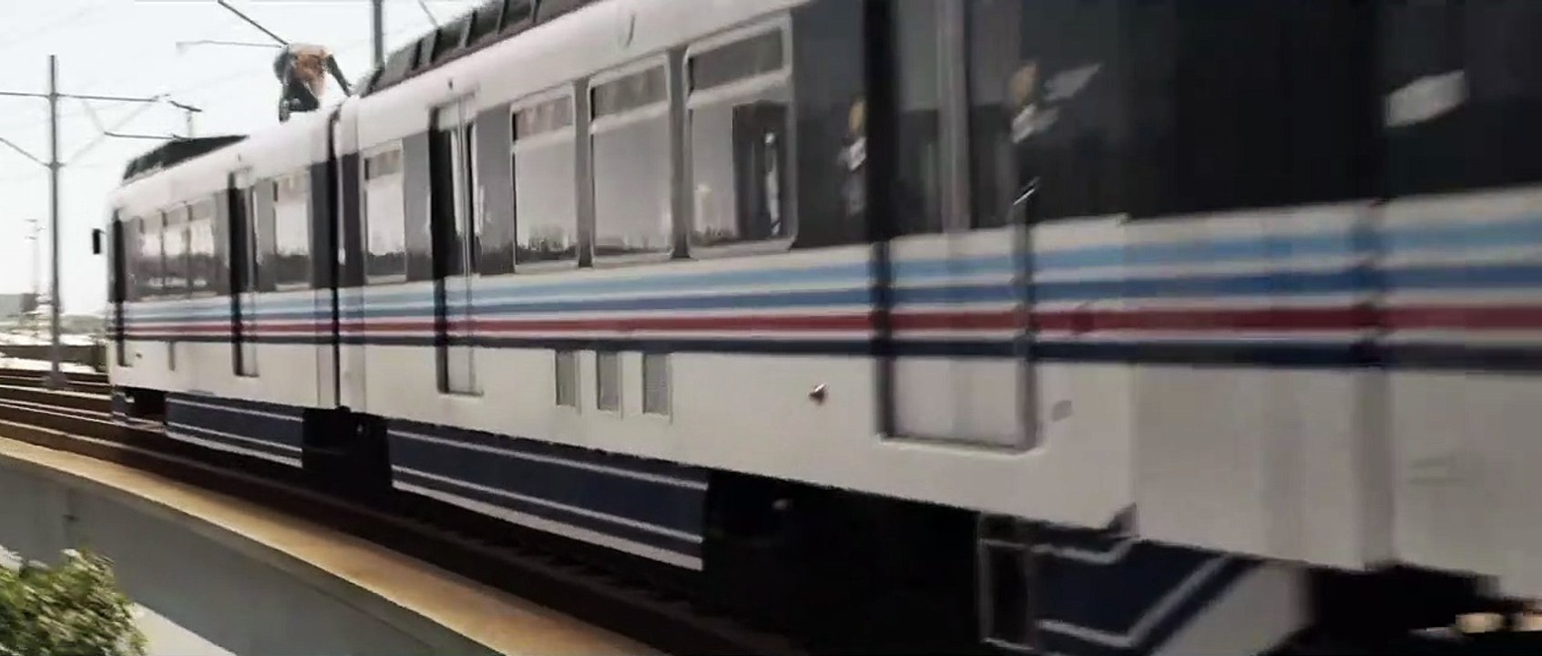 Captain Marvel EXTRAIT VF "Course-poursuite"