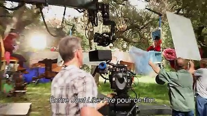 Alice de l&#039;autre côté du miroir - MAKING OF VOST "Pink"