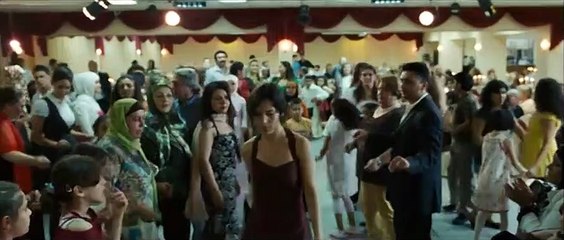 L'Etrangère Extrait vidéo (3) VO