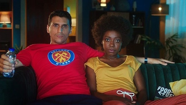 Scènes de ménages - Extrait VF saison 13 Le concours de cuisine