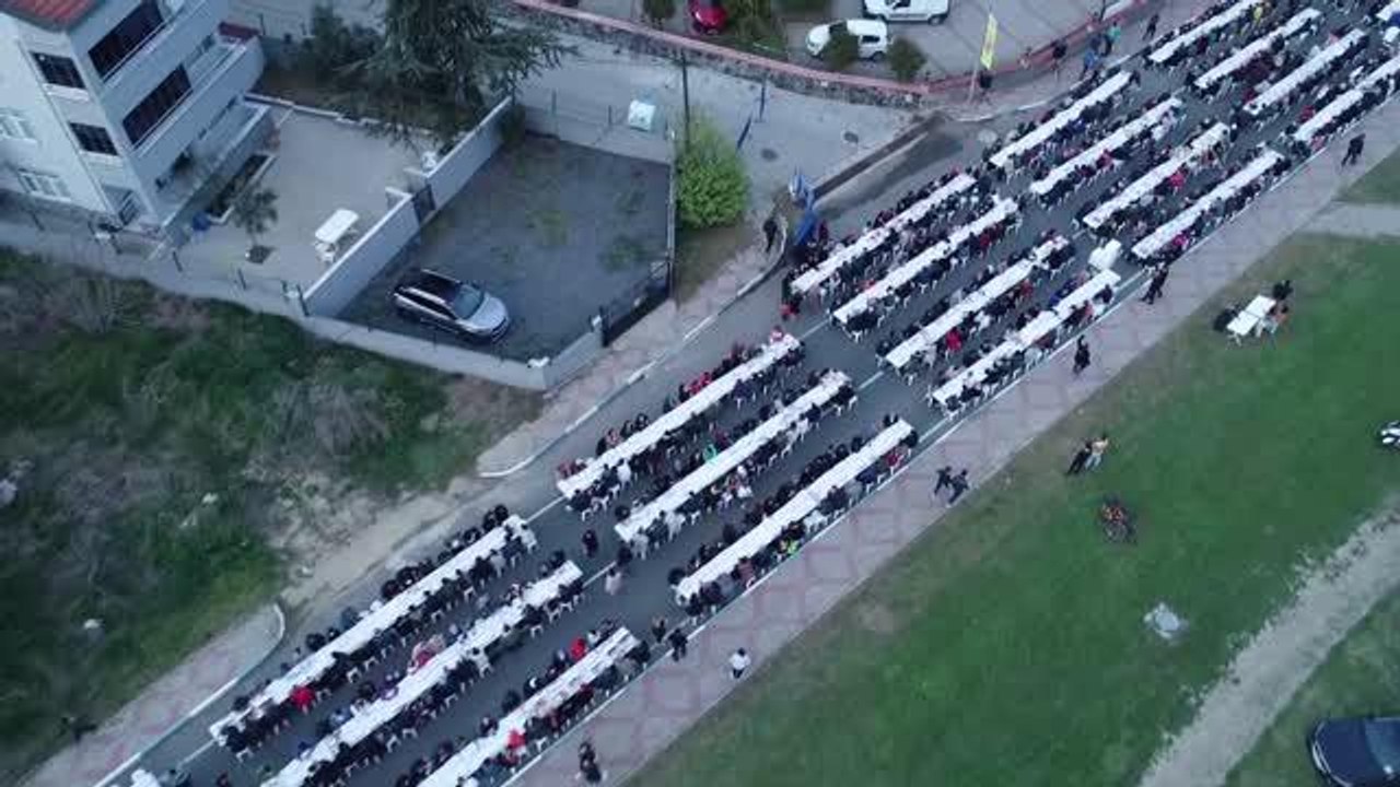 Yaklaşık 4 bin kişi gönül sofrasında buluştu