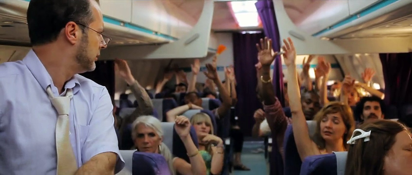 Low Cost Teaser (2) VF