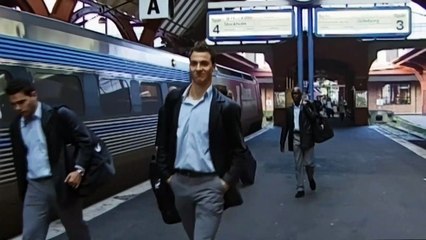 Becoming Zlatan - EXTRAIT VOST "J&#039;ai appris à me débrouiller tout seul"